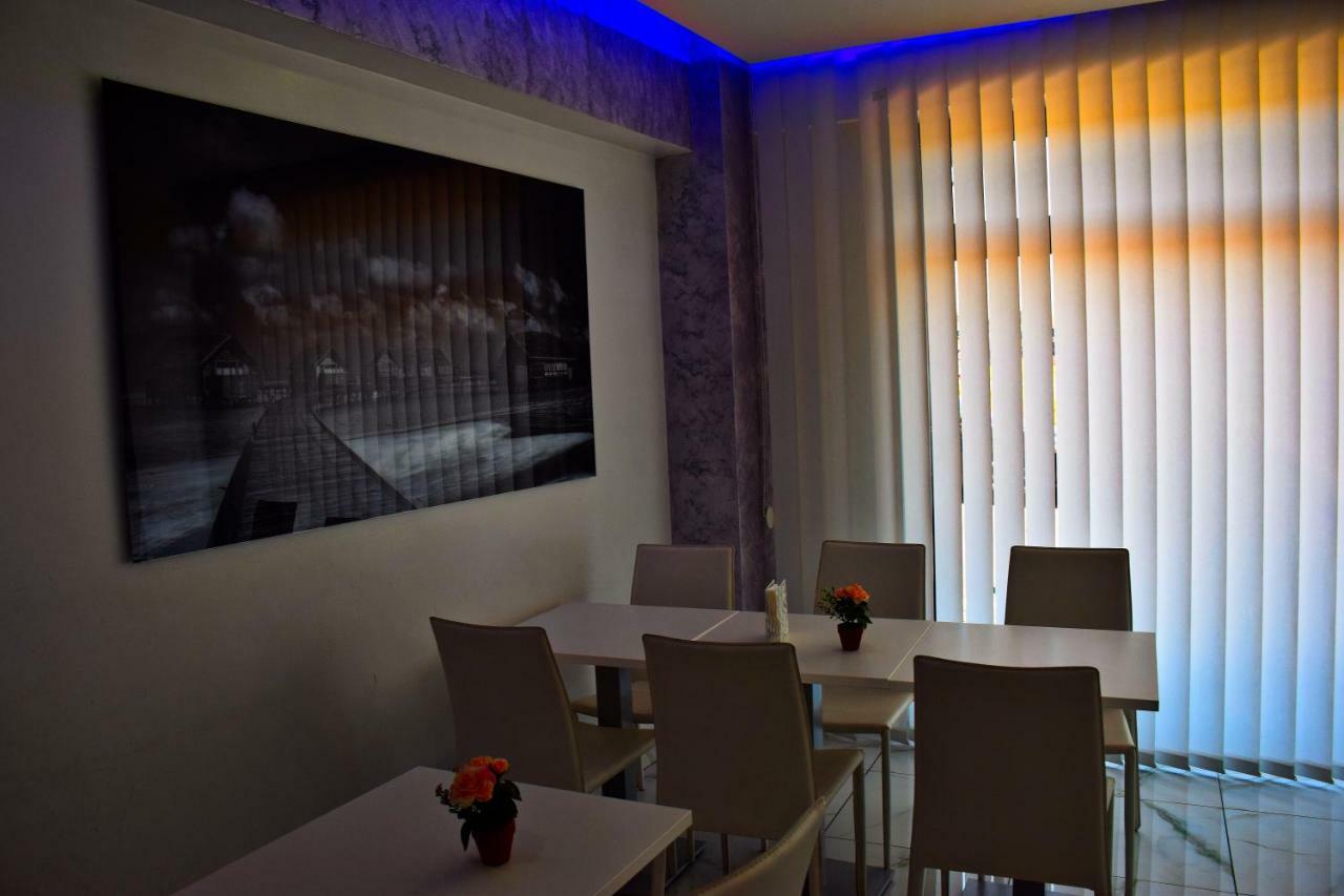 Tiburtina Hotel Holiday Ρώμη Εξωτερικό φωτογραφία